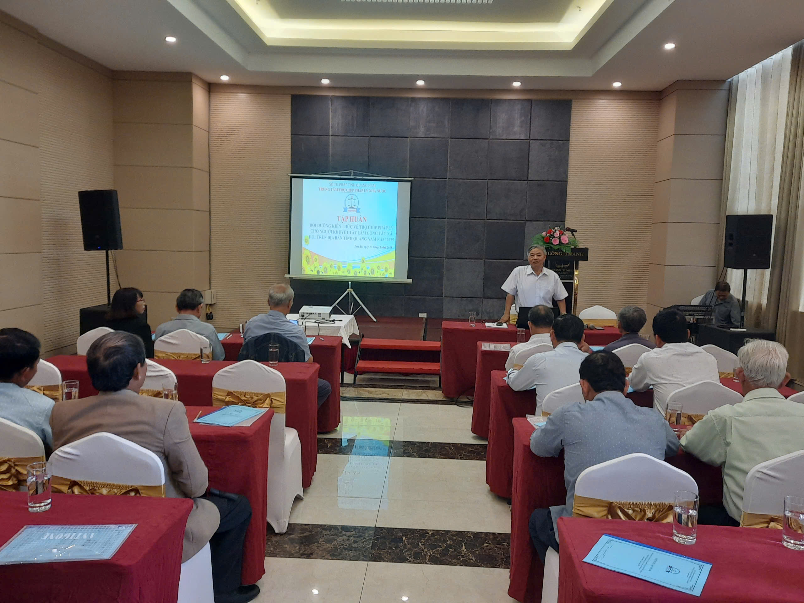 Hội nghị tập huấn, bồi dưỡng kiến thức về trợ giúp pháp lý cho những người khuyết tật làm công tác xã hội trên địa bàn tỉnh năm 2025